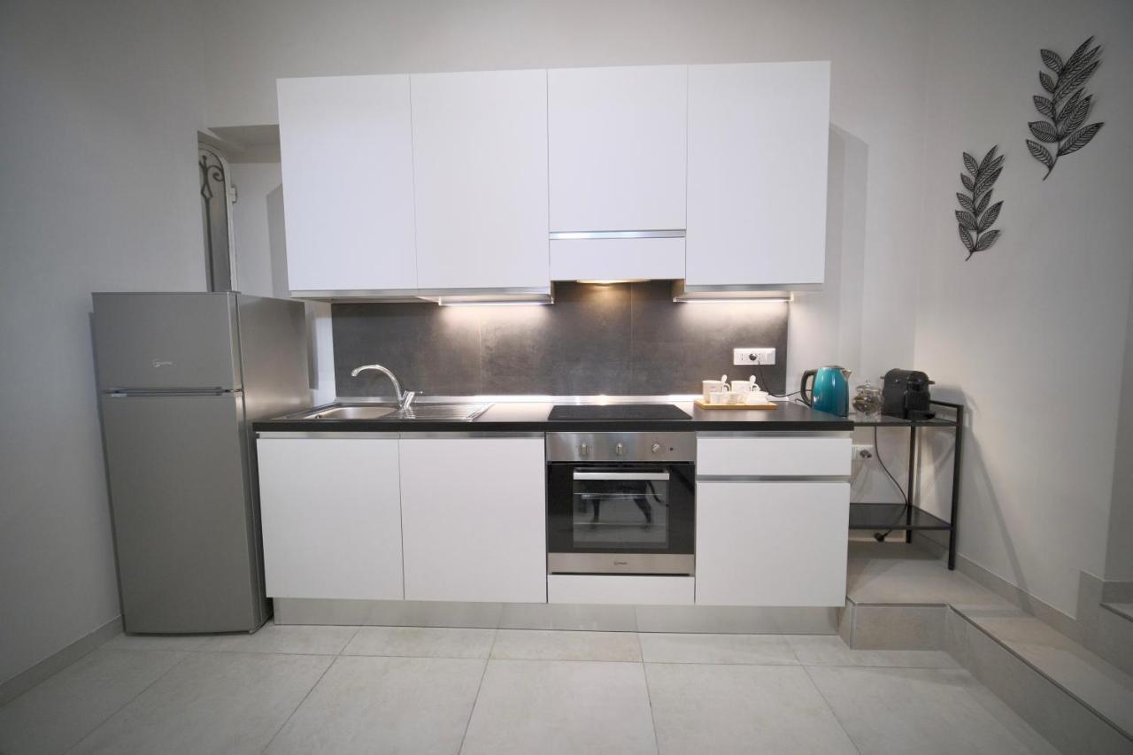 Appartamento Moderno ❴ 300 Mt. Da Porta Nuova ❵ Turin Extérieur photo
